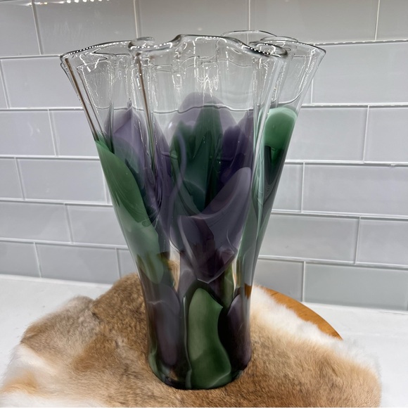 Hand Blown Art Glass Ruffled Swung Vase Abstract Green & Purple Fusion - Picture 4 of 16